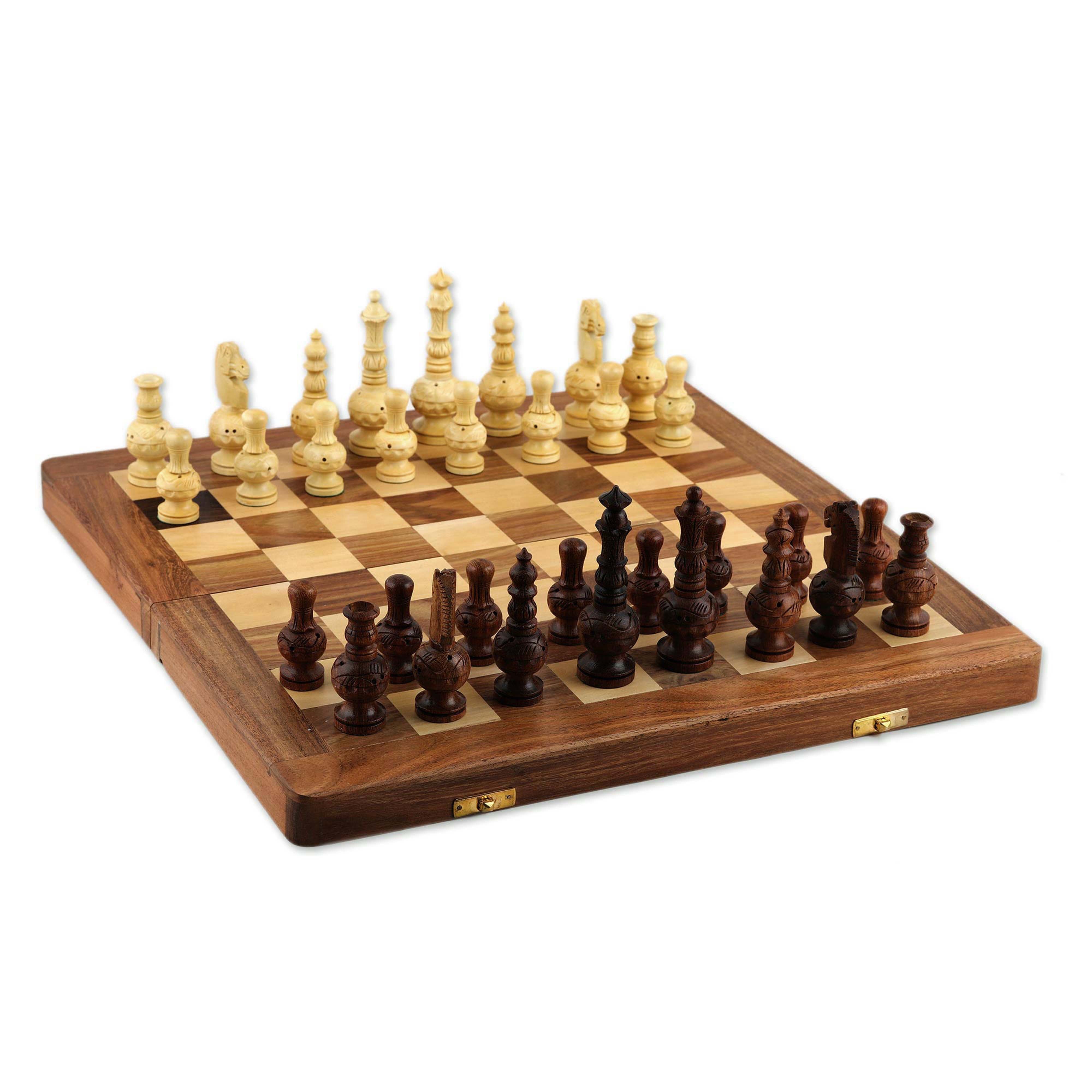 Handcrafted wooden chess set - Noblie - luxury gift store