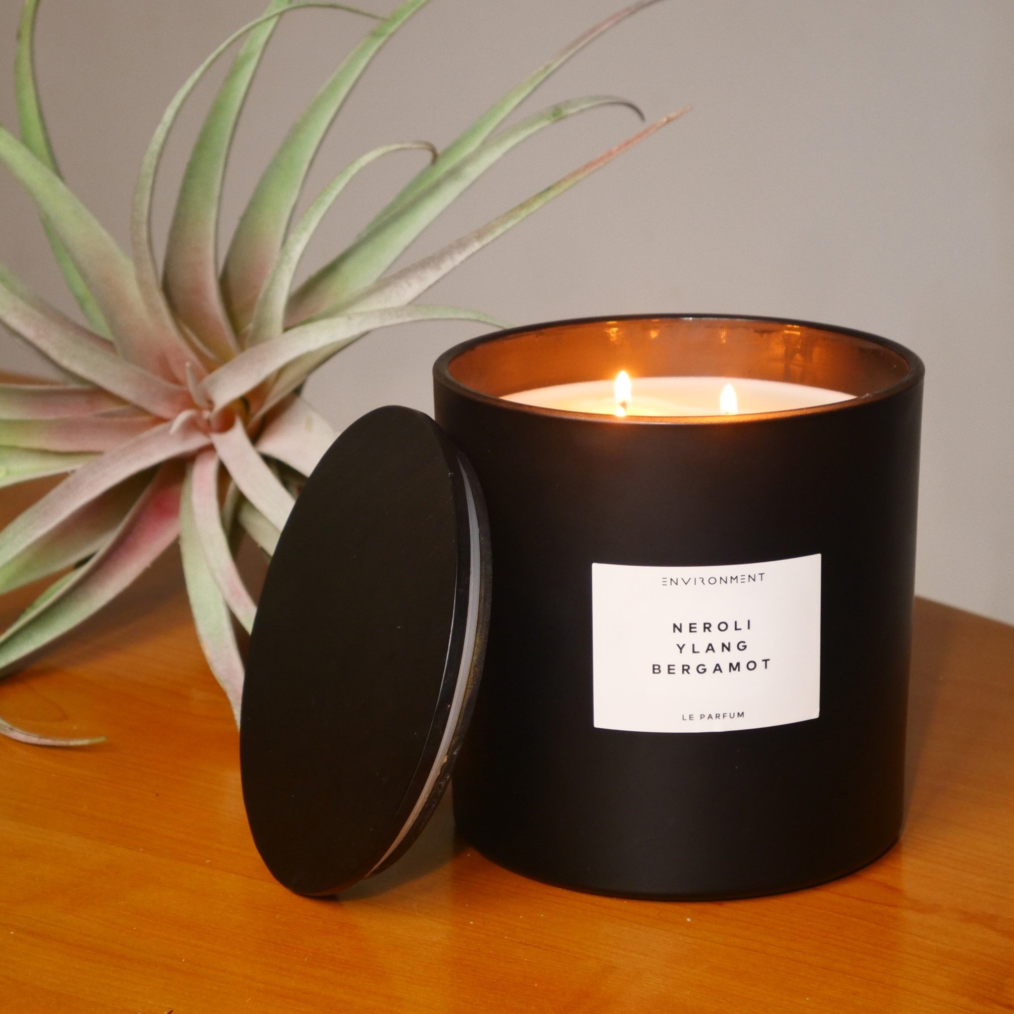 55oz Fresh Like Flowers Candle (Select from 4 Scents)