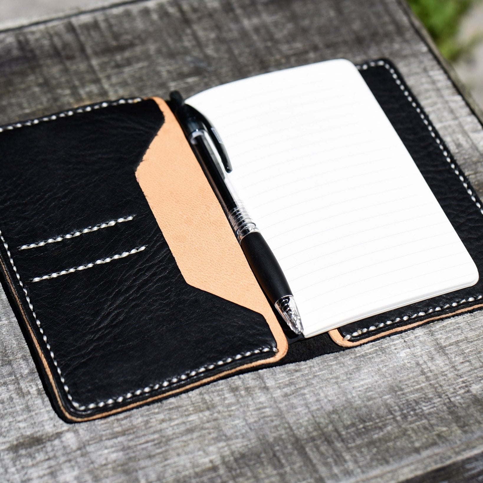 Avanti Field Notes/Passport Holder Wallet