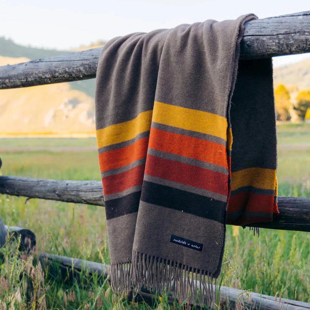 Camp Mountain Blanket | Nostalgic, Cozy, Comfortable Blanket for Camping