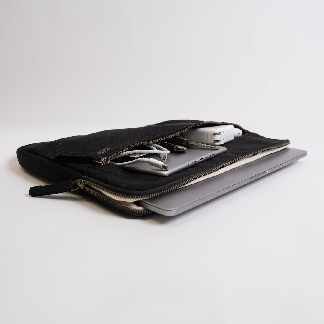 Erdig Laptop Sleeve 15 inches